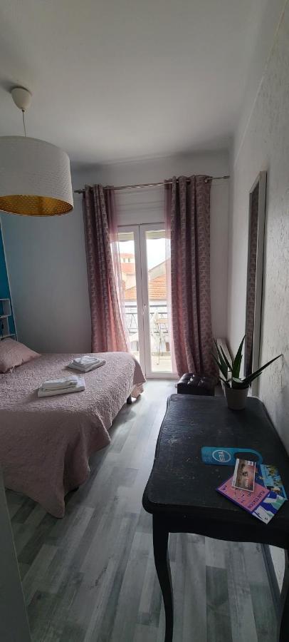 Hotel L'Etoile Le Grau-du-Roi Ngoại thất bức ảnh